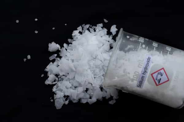 خرید کاستیک سودا صادراتی + قیمت فروش استثنایی
